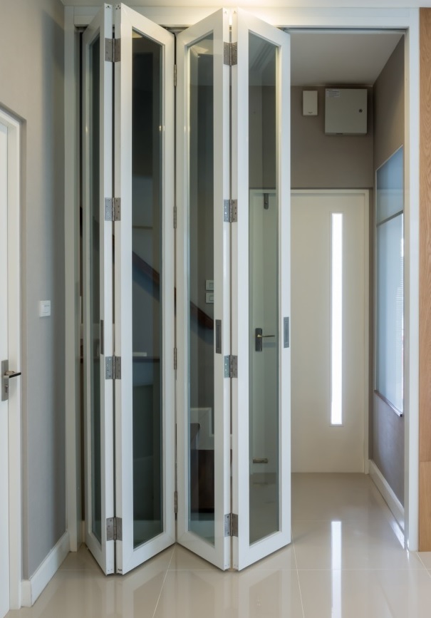bifold door Morden Park, Morden, SM4